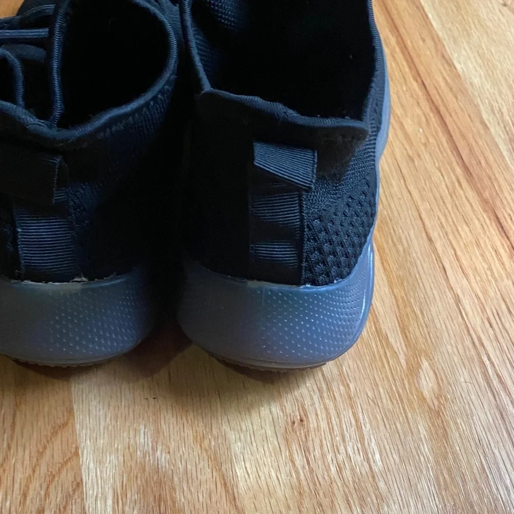 PONY Black Athletic Shoes - Picture 3 of 6